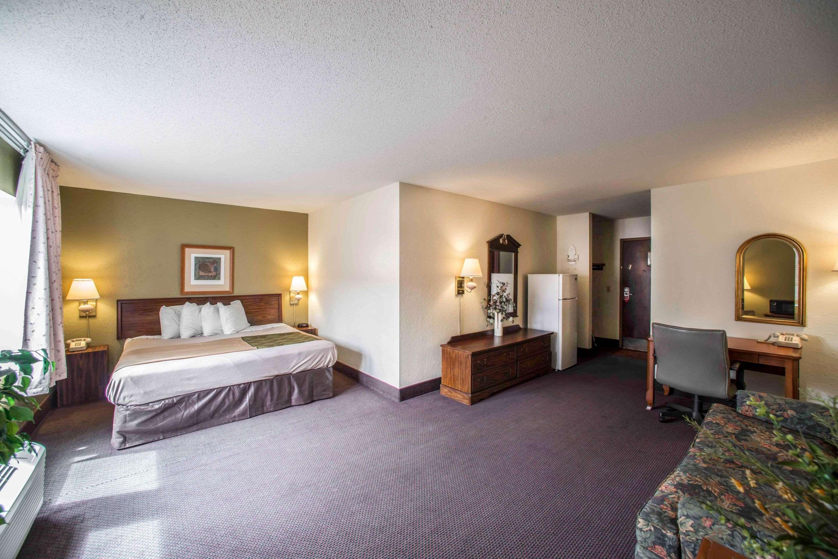 Econo Lodge Маріон Екстер'єр фото