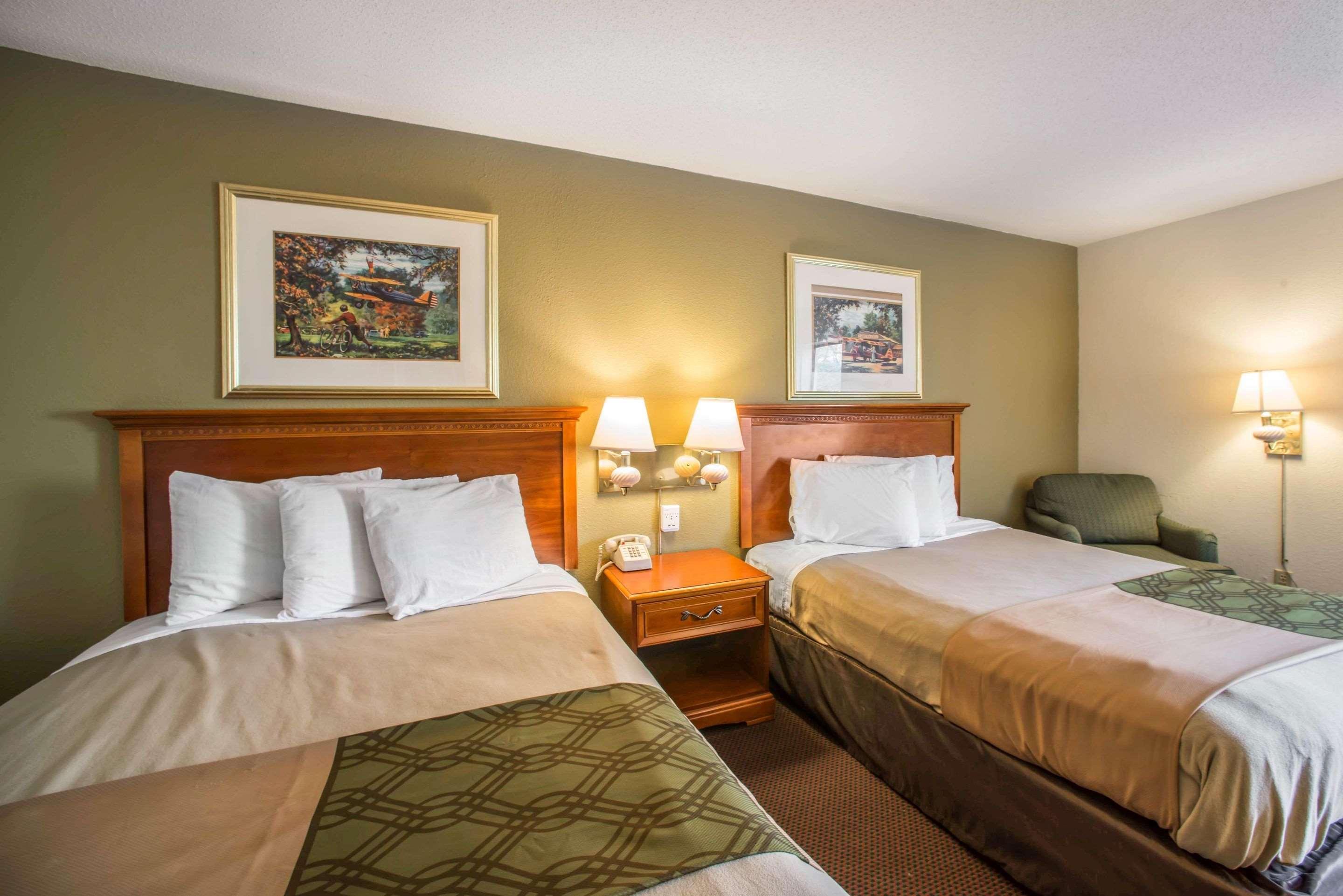 Econo Lodge Маріон Екстер'єр фото
