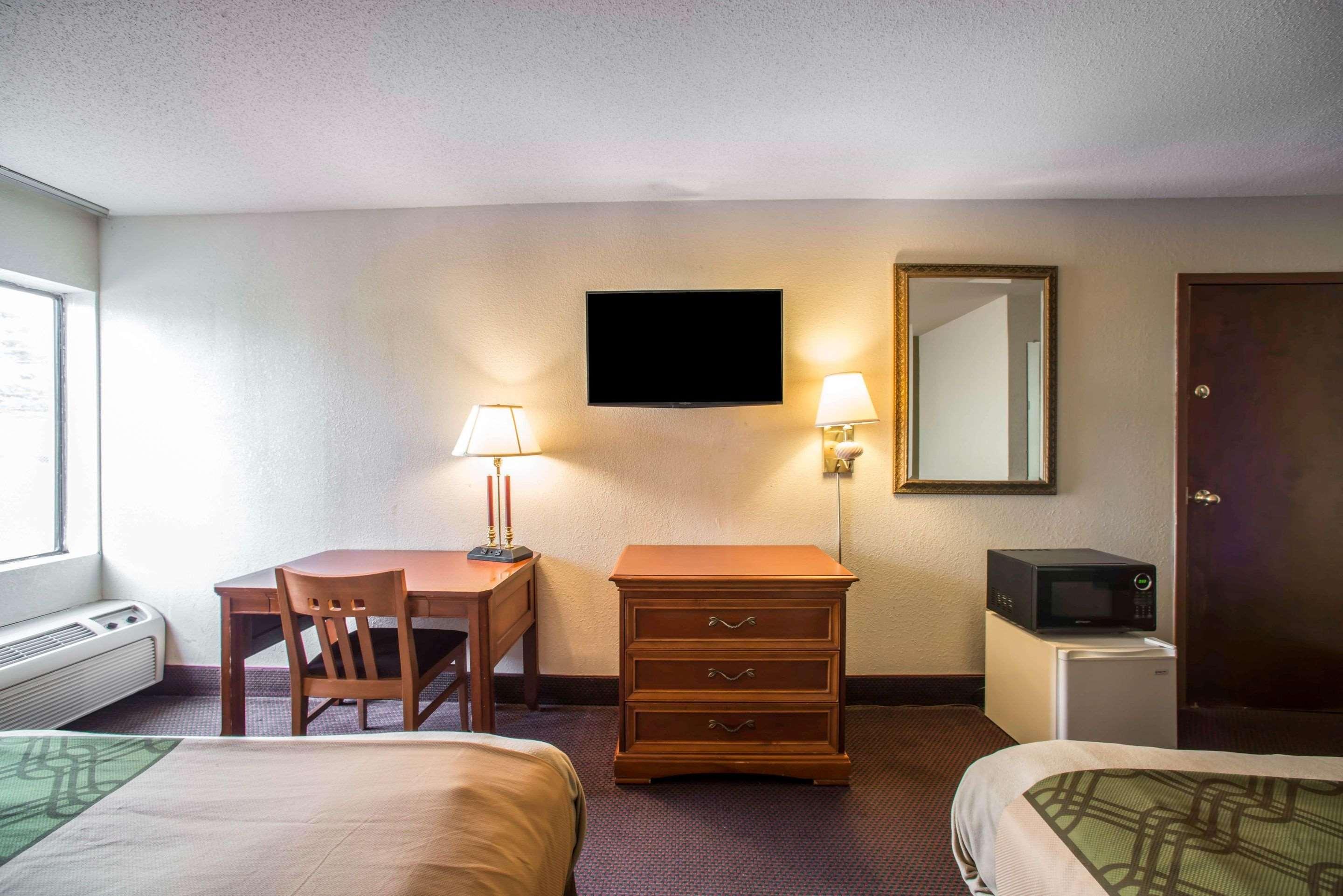 Econo Lodge Маріон Екстер'єр фото