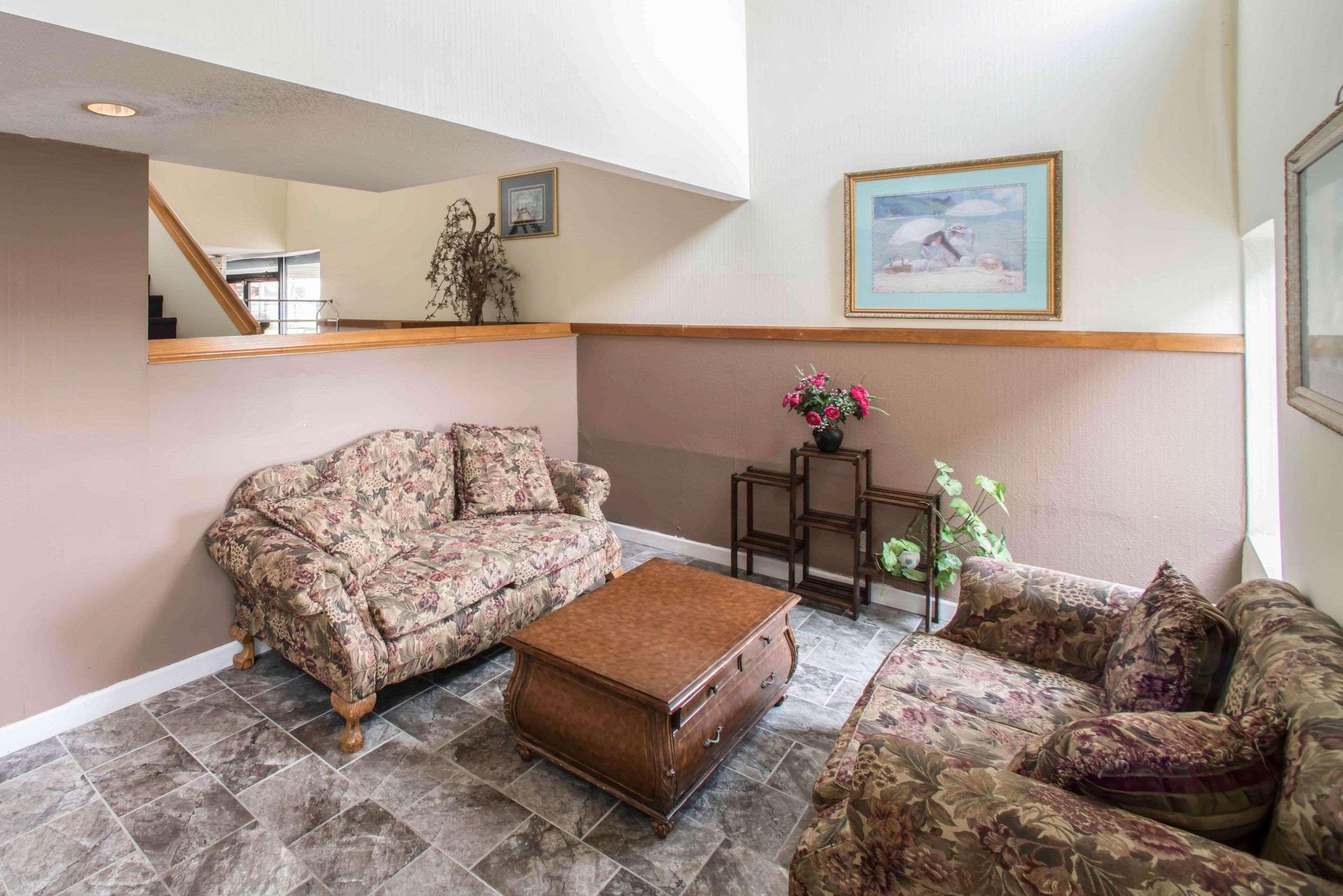 Econo Lodge Маріон Екстер'єр фото